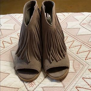 Steve Madden Fringe booties